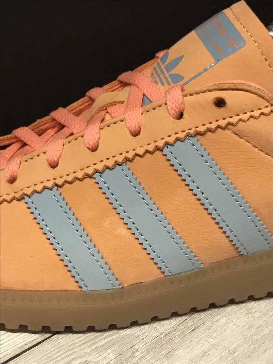 adidas bermuda orange