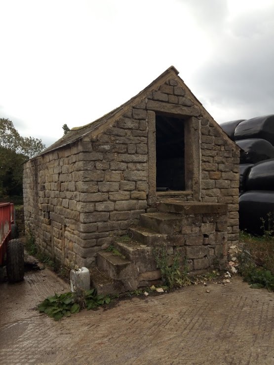 A few members attended the @FarmBuildings conference in the @peakdistrict. This was a really interesting trip to some of the farmsteads and field barns on the @ChatsworthHouse Estate #heritage #TraditionalFarmBuildings