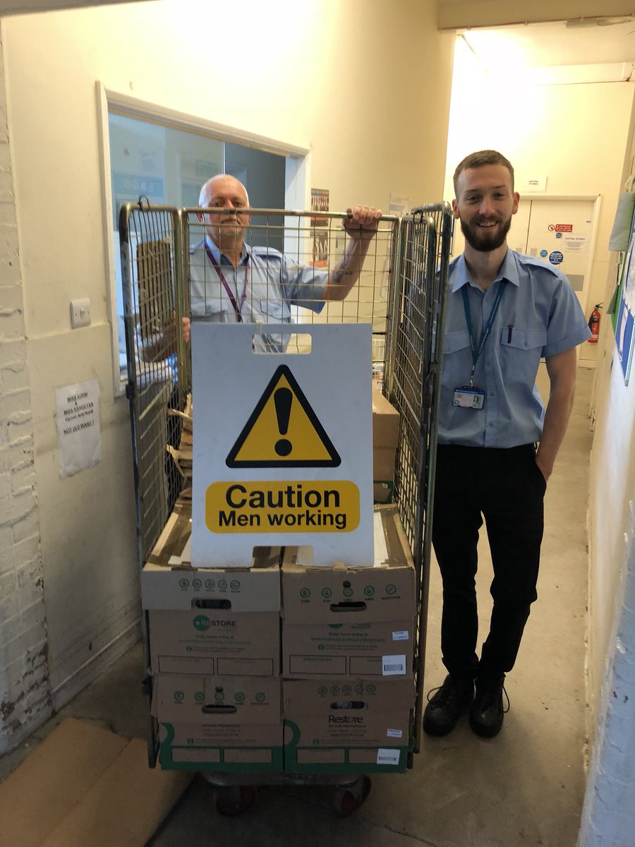 Our new sign for GDH Porters, thanks to Trevor and Will for modelling it today and for your hard work at getting them notes out on time 😀<a href="/ULHT_News/">NHS United Lincs</a>