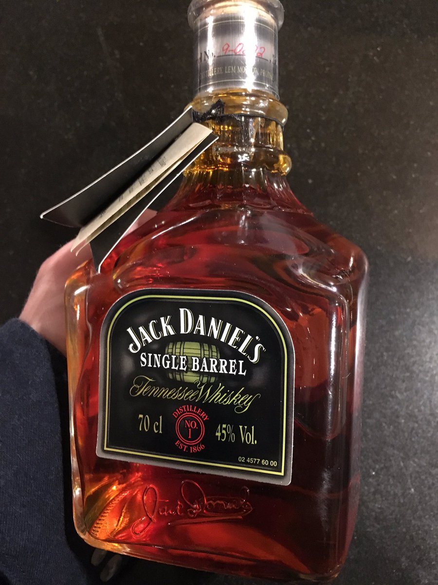 robert_swift's tweet photo. a gift, given to me 18 years ago, will be opened tonight in celebration… cheers! #eekmychildisnowanadult https://t.co/7f9efYFMTP