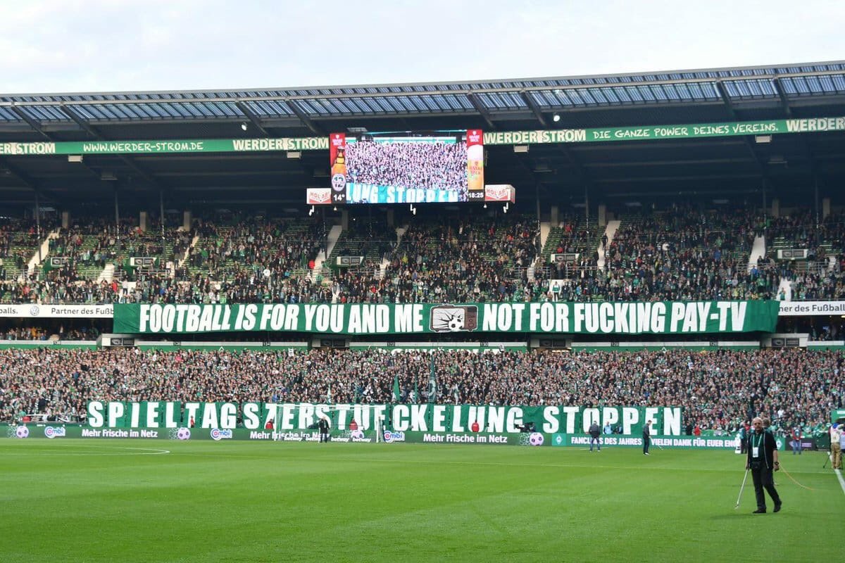 Awaydays23's tweet photo. Werder Bremen protest tonight over earlier kick offs for TV coverage. https://t.co/5M8kWLDZhi