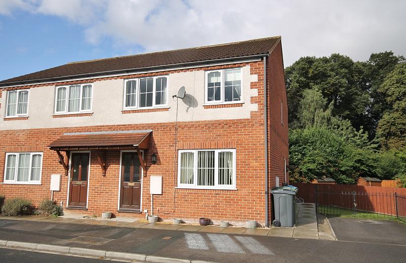 We always need new houses &amp; flats to rent.
DM us or call 01845 518102 if you want to chat about renting out your property.
Feel free to tag friends &amp; family who may be interested too 😀
#estateagents #renting #Thirsk #Northallerton