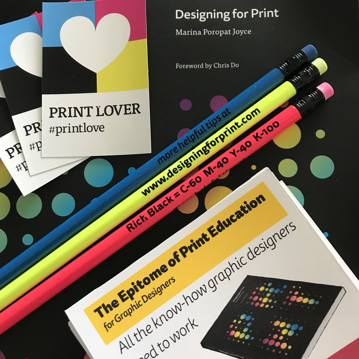 DesigningPrint's tweet image. Come and see me in Chicago Monday! I will be with @PMCpodcasts @thePRINTevent with @PrintPros the leader of all things #print and her #printtribe 
#graphicdesign #print18 #chicago #designadvice #inkonpaper #graphicdesignbook