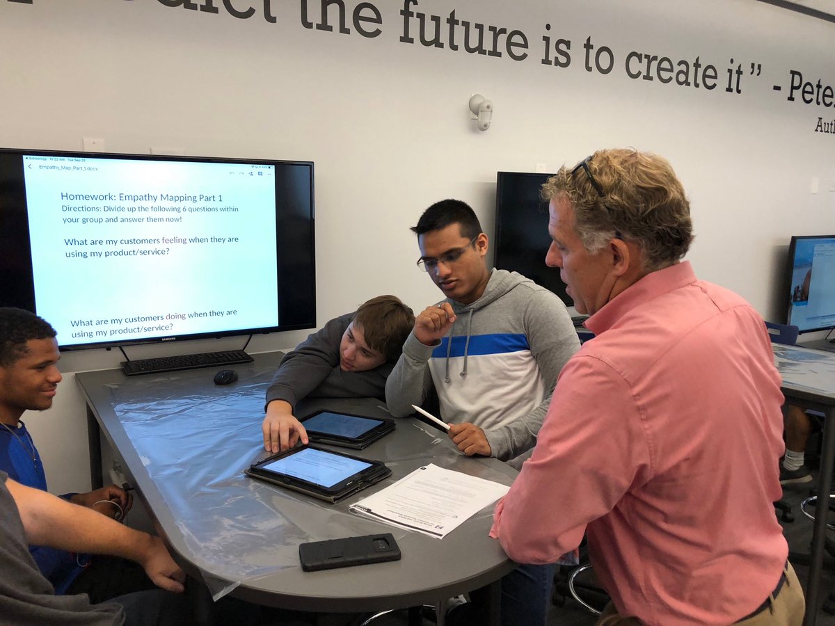 A huge thank you to Rob Pieper, Senior VP @marketingstore , who spent the last few days coaching our student entrepreneurs on Market Segmentation. We truly value your knowledge and insight.  @incubatoredu ⁦@rpieper⁩ #communitypartners #realworldskills