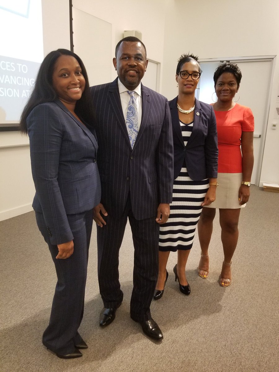 GeorgetownITL's tweet photo. ITL's Strategic Diversity students @TachelleBanks, Nakia Green, David King and Cecily Johnson presented their final SDIM project to @TechDataGov. Phenomenal job, team!!! #GeorgetownITL #GeorgetownSDIM #StrategicDiversityandInclusion https://t.co/KUAAqQtyGJ