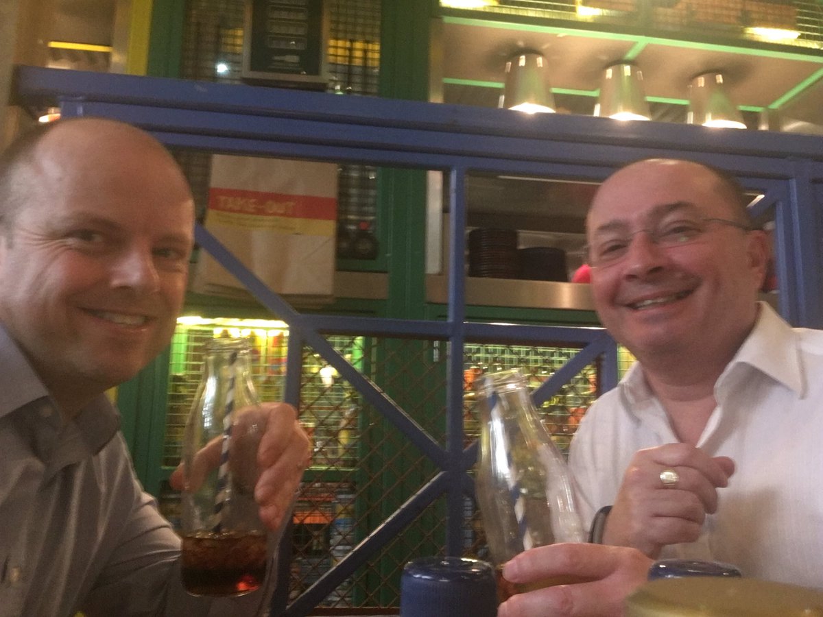 Enjoying a long overdue catch up over lunch with Russell @HainesWattsLiv at @Turtlebayuk #Liverpool and yes both on our best behaviour drinking @CocaCola bizarrely from a milk bottle and a straw #downwiththekids #sensible #onthewagon #nobeerinsight #Unbelievable @BathgateBF