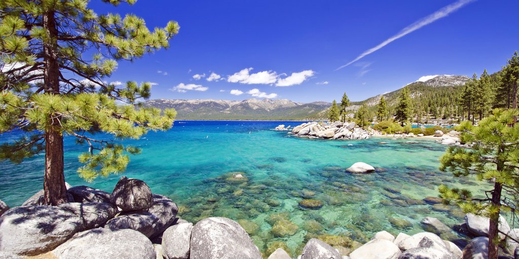 SecretsInn's tweet image. Fall is a fantastic time to visit #SouthTahoe. Go ahead... take advantage of the shoulder season. bit.ly/2OdhASq