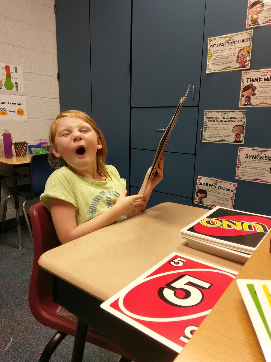 An earned break means time for a giant uno card game. @leahmmcopeland <a href="/WinnwoodRocks/">Winnwood Elementary School</a> #wwproud