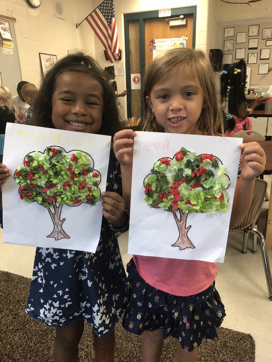 MrsMinorsKinder's tweet image. We’re learning all about apples this week! We started with some art tree art during center time. 🍎 🍏 #WEareLakota #falltimefun