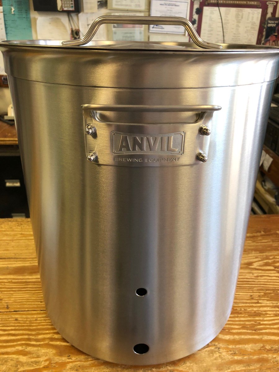 Anvil Brewing Equipment brew kettles are as durable as they get. This rugged 10 gallon kettle is constructed from high quality materials and is designed for a lifetime of demanding use. #anvilbrewingequipment #homebrewheadquarters #hbhq #homebrew