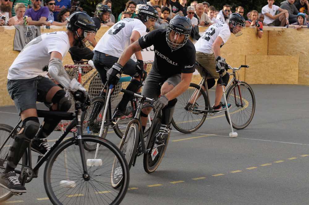 #Valencia, capital ibérica de la #bicimensajería bit.ly/2p870h7 via <a href="/ciclosfera/">Ciclosfera</a> ✔️
