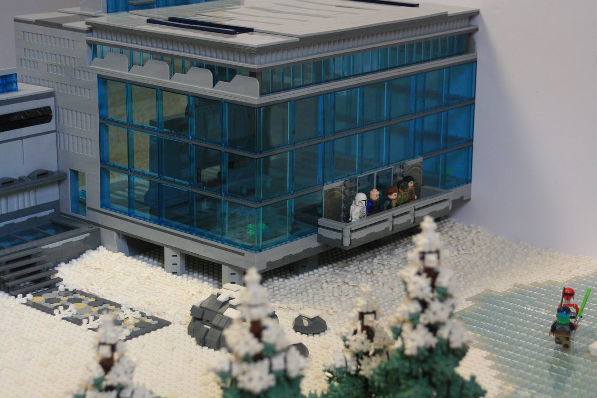 EmpireLug's tweet photo. Awesome Wren Stronghold #starwars #lego MOC from our very own @AnthonyBPyt based off of the Rebels TV show! #rebels #StarWars #battle #legobattle https://t.co/jZpM5VA8qp