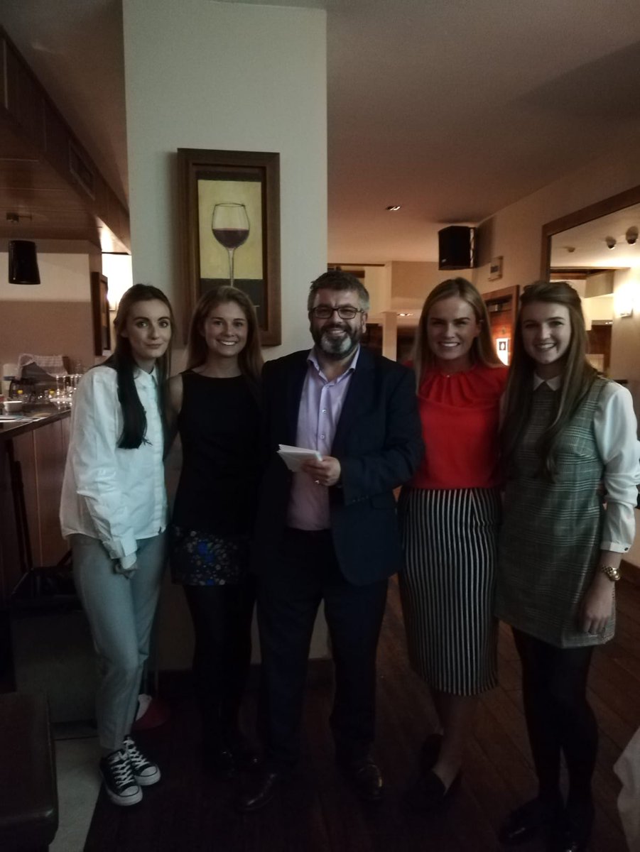 GrantThorntonIE's tweet photo. Congratulations to our HR team on winning our annual pub quiz. https://t.co/Jhq2utVrvZ