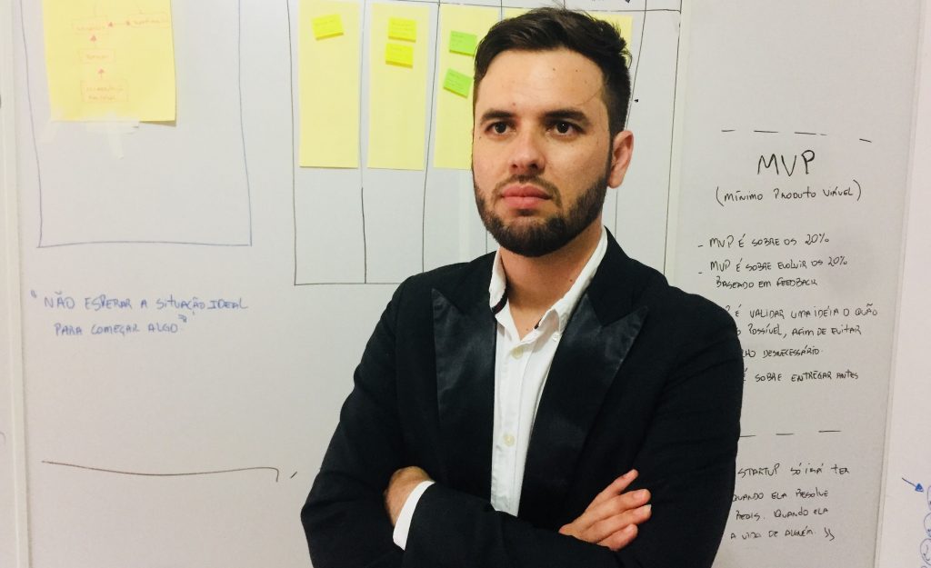 FredChatbots's tweet image. Entrevista com João Cardoso, criador de chatbots com o Fred Builder - fredapp.com.br/blog/entrevist…