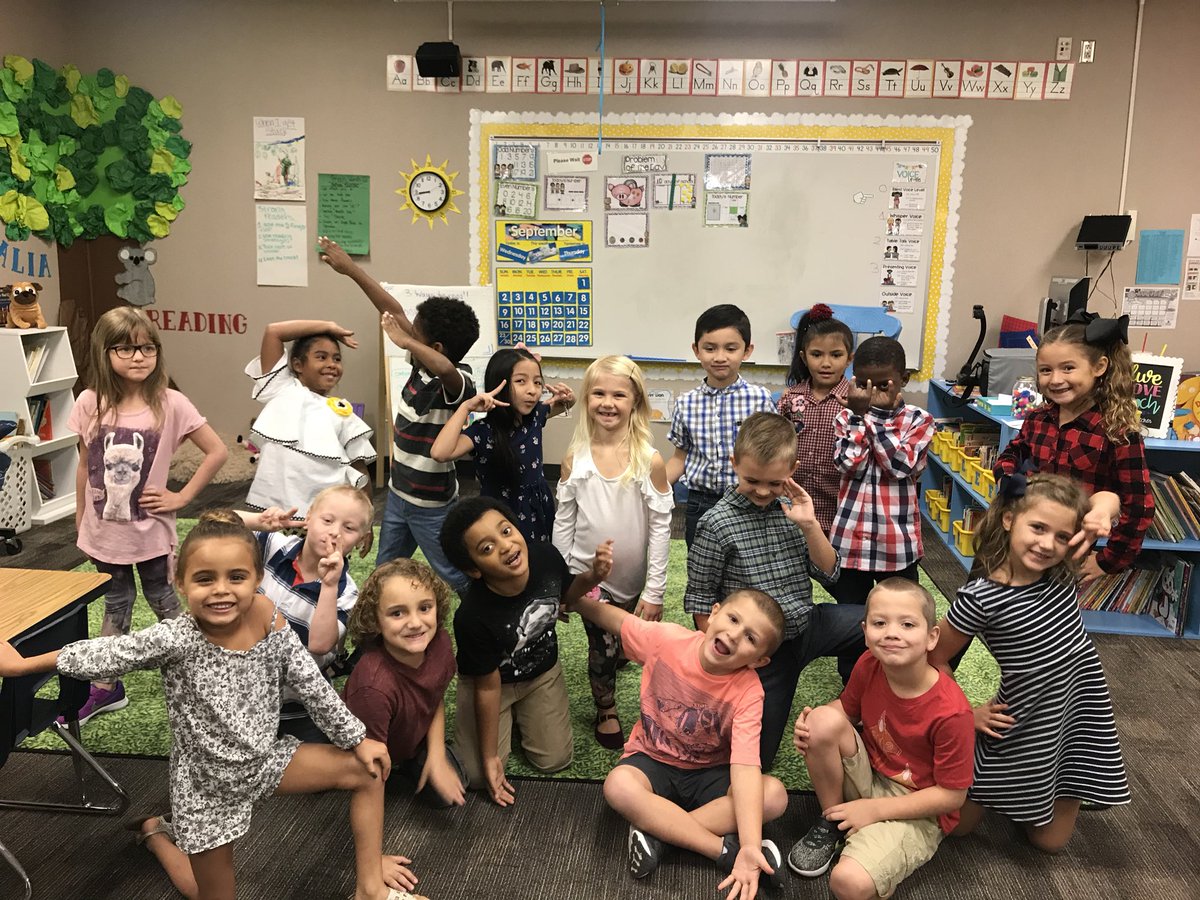 MsFletcher11's tweet photo. Strike a pose it’s picture day!! https://t.co/BIo7QCHRS0