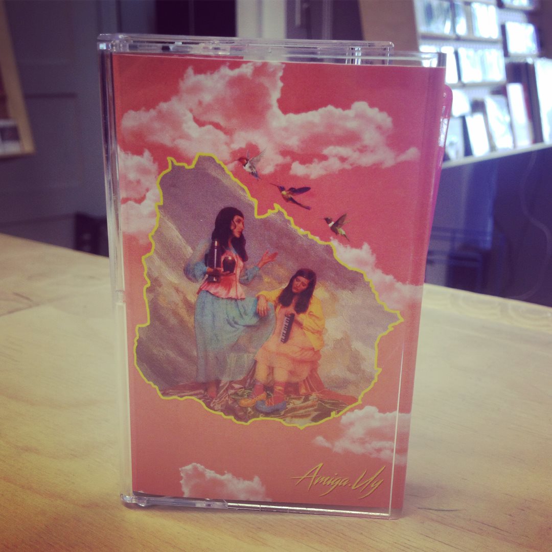 duplicationca's tweet image. ✪✪ DUPE SHOP TRANSMISSION ✪✪

✨2 new releases ✨ AMIGA - Electro-synth-pop from Uruguay 🔥💕🔥 and Ken-Oh beats &amp;amp; Lobster "Don't H8 Da Player Haight Tha Game" - 8bit beat tape insanity 😱 #cassette #synthpop #8bit 

duplication.ca/dupeshop       
1185 Bloor St. West, Toronto