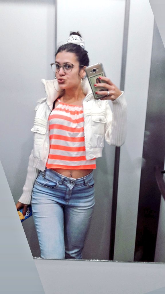 vaidressa's tweet photo. Foco na missão 😘👌 https://t.co/f7KOVjTuJC