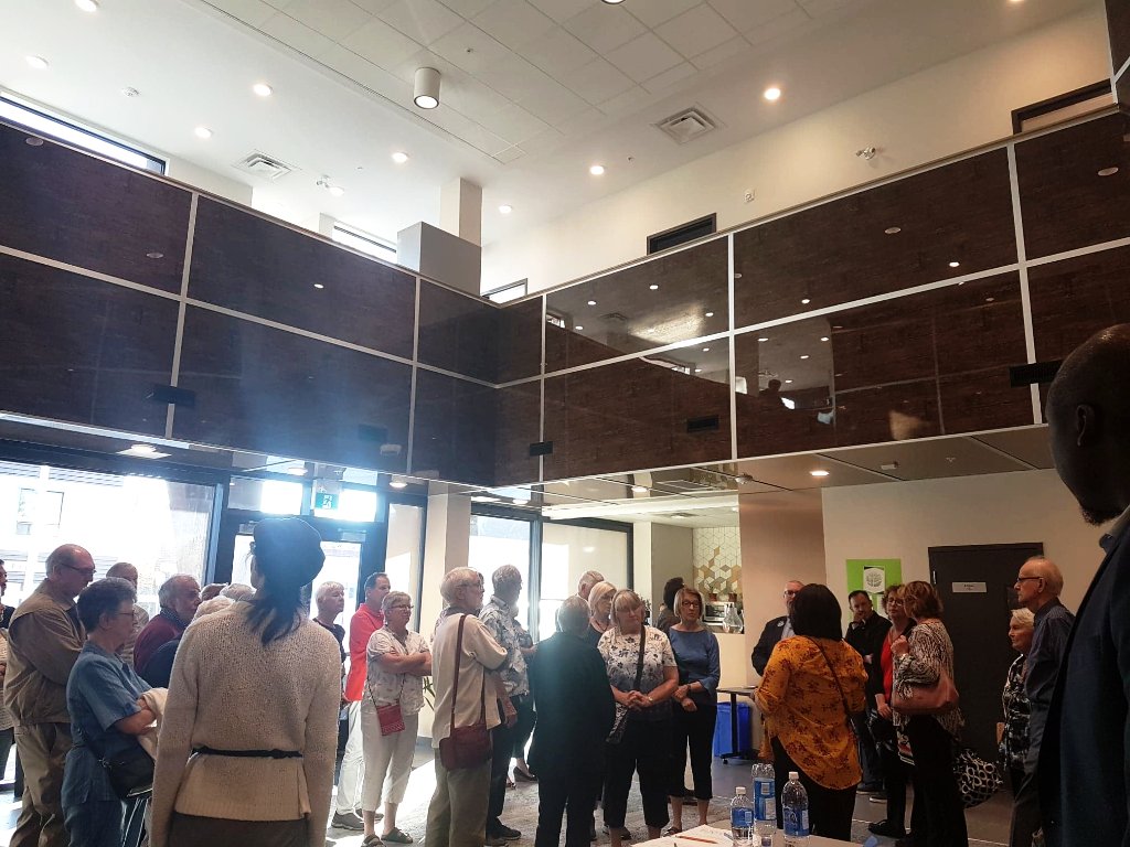 JubileeFundMB's tweet photo. THANK YOU @MyAssiniboine and @Diversity204 for sponsoring our first #ProjectTour! We could not have done it without your support. It was a pleasure to see so many new faces as well as long time supporters come learn about @SEEDwinnipeg #DiversityFoods #ACU and #MerchantsCorner. https://t.co/MzpsyP1c3q