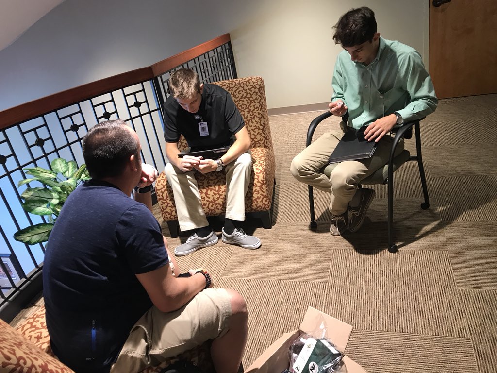 CapsGlobal's tweet image. Today was a win-win for businesses and education. #clientprojects @scccaps