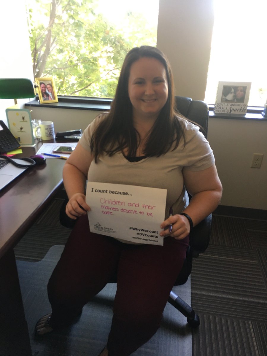 Artemis_Center's tweet photo. Just some of our pictures participating in @nnedv #CensusDay today! We count today to show how critical domestic violence services are in Dayton and around the country!

💜
#DVCounts #WhyICount #WhyWeCount #WhyArtemisCounts https://t.co/E88hkgY2Wc