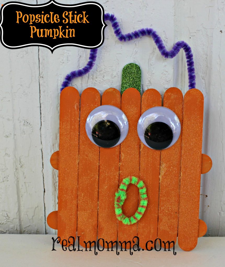 lcyra's tweet image. Another fun craft idea, this one might get a little messy with the painting step but the pumpkins are adorable!

Instructions ==&amp;gt; realmomma.com/popsicle-stick… 
#crafts #funwiththekids