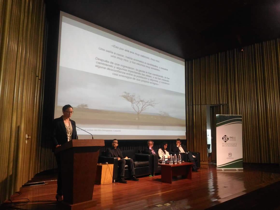 erinmcfee's tweet photo. Gracias a los organizadores por un gran evento de #DDRRR #IPAZUD ojalá seguir con estas conversaciones y trabajo concertado para adelantar lo que de verdad importa. La paz, la reintegración comunitaria, el genero y las comunidades LGBTI, y la construcción de la confianza #caqueta https://t.co/Xtjs8scCIN