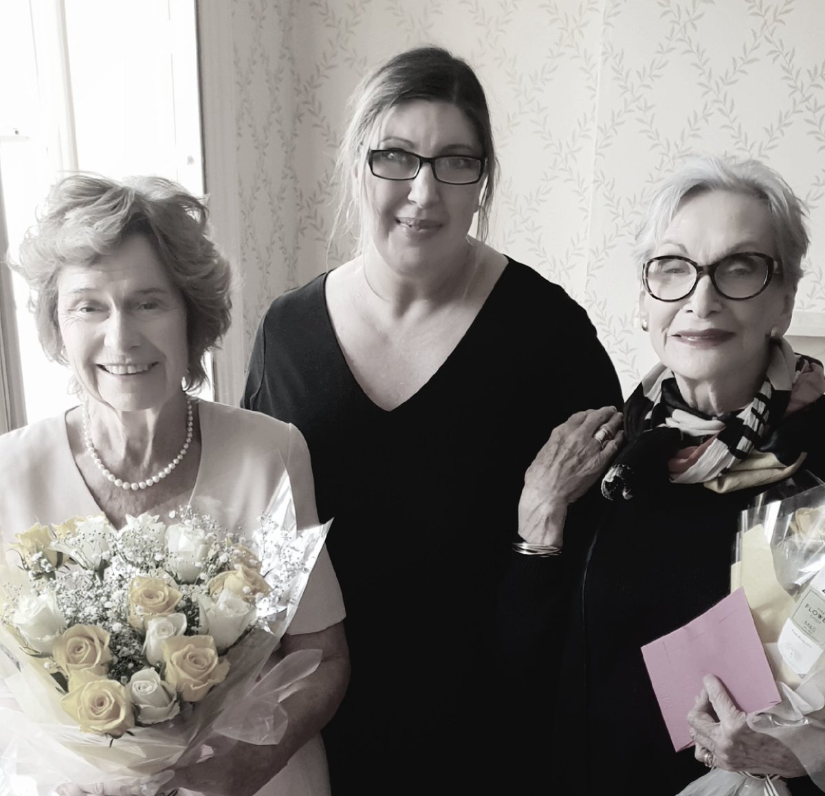 Was such a privilege to work with these incredible women - reduced me to tears.

#DameSianPhilips and #BrigitForsyth - two of the finest actors of our time!

#TimeandAgainFilm #filmmaking  #filmset #hairstylist #makeupartist #mua