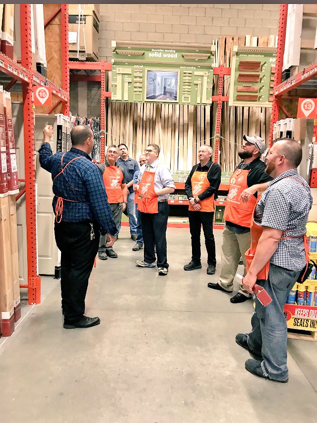 johnjk5kinder's tweet photo. Great day of learning and sharing best practices with this awesome group of leaders. Thank you Jason and team for hosting today’s event, Store looked dialed in. #TeamAlbany DM/DH 21/22/30 https://t.co/l8MqNc9EVH