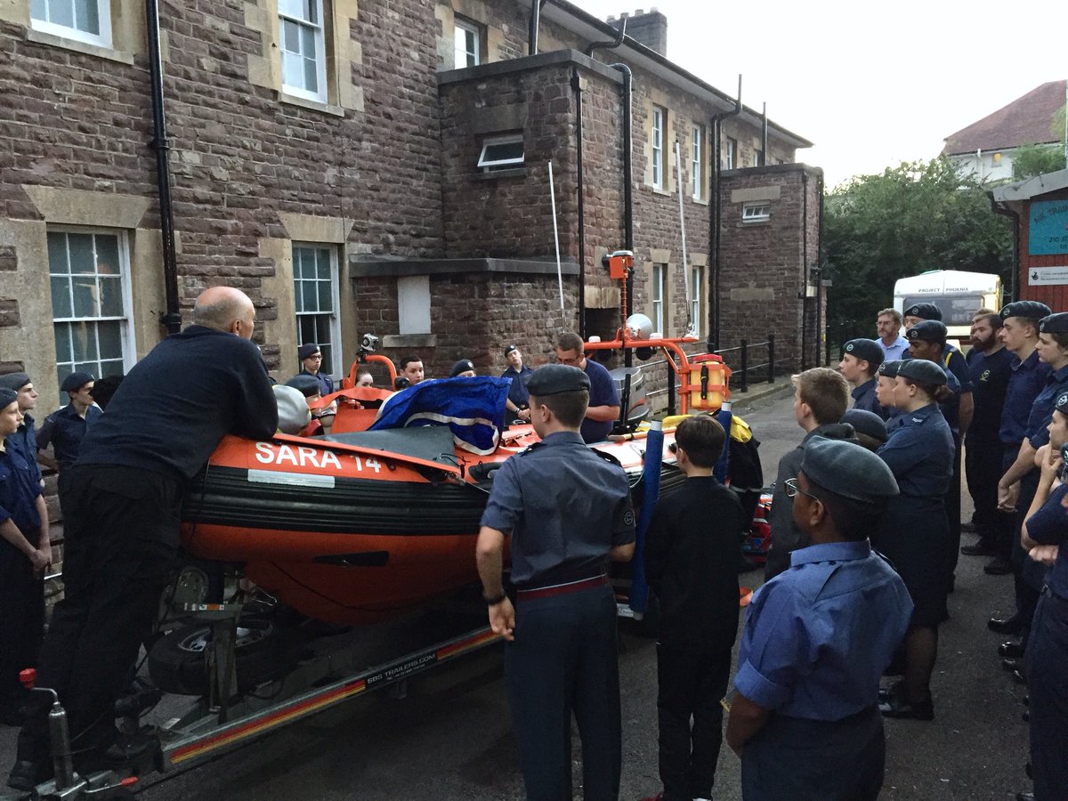 1367sqnATC's tweet photo. A great talk tonight with the SARA group as they showed us all the kit they use when they go out to rescue people in difficulty.
#Team1367 #Team210 #Team2308 #WhatWeDo #AirCadets #SARA #LifeBoat #Rescue
@ComdtAC @RCWalesandWest1 @no1welshatc @OC1367Sqn @RFCAforWales https://t.co/2OjUCzHolw