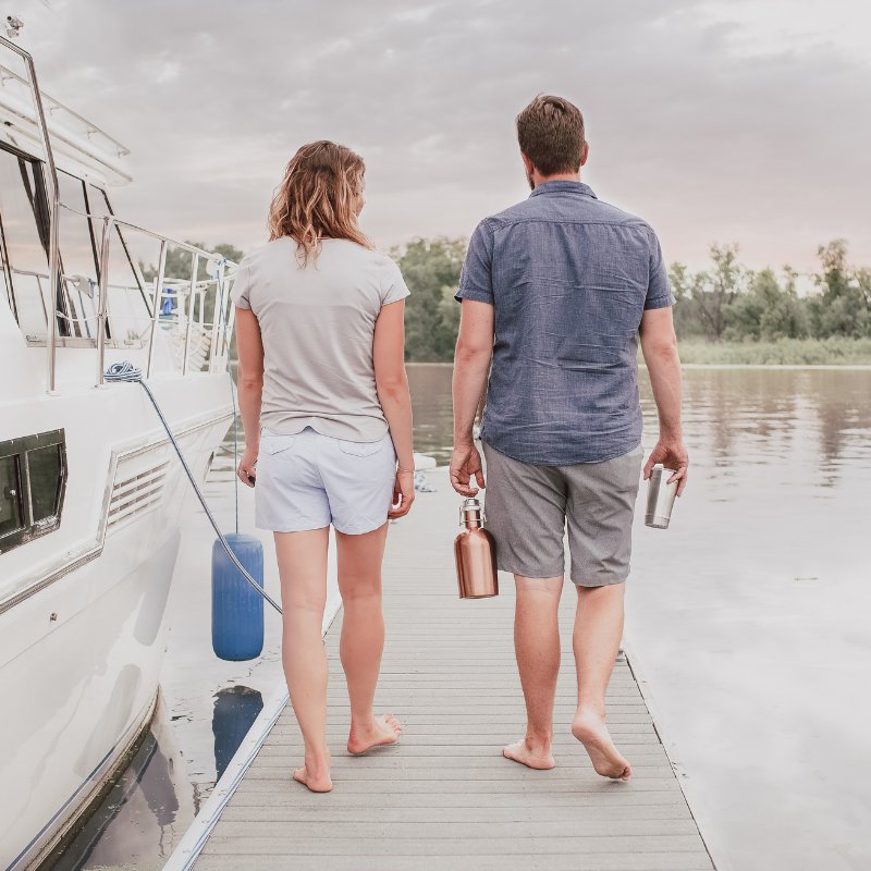 Sometimes you just need a break to do the things you like with the ones you love.
.
.
.
 #summersnotover #boatlife #thermosteel #growler #boat #exploreminnesota#minneapolis #beach #beachlife #drinkware #tumbler #datenight #microbrew #craftbeer