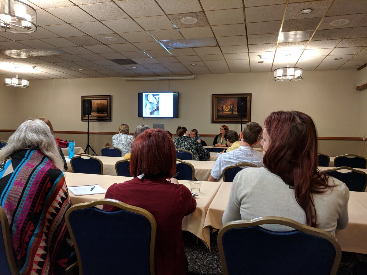 Linzy_ABQ's tweet photo. Shout out to the collection swap meet! #MPMA2018 https://t.co/vxiOOejXJy