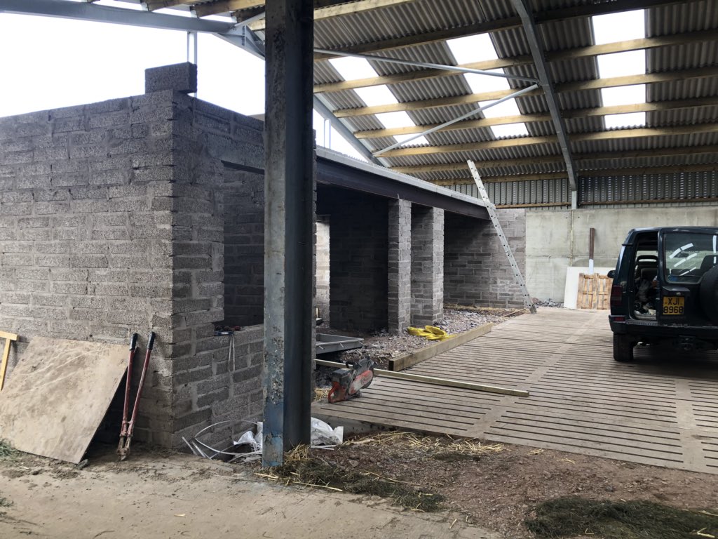 mckee_ni's tweet image. Another 4 M2erlin site progressing well.
#m2erlin. #milkingrobot. @FullwoodLtd