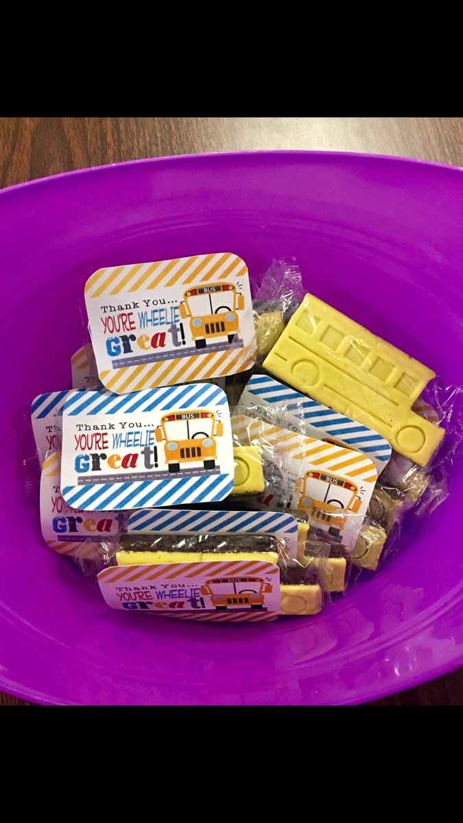 sbes_bobcats's tweet photo. We ❤️ our SBES 🚌 drivers! Hope they know how much they are appreciated and enjoyed their brownies! https://t.co/E43wW2OwNd