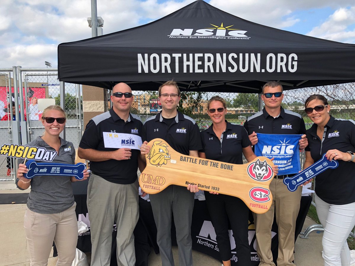 NorthernSunConf's tweet photo. #TeamNSIC is ready for #NSICDay...Are you?
@UMDBulldogs at @SCSUHUSKIES - 6 pm on @MidcoSN https://t.co/nkUIUNFPeS