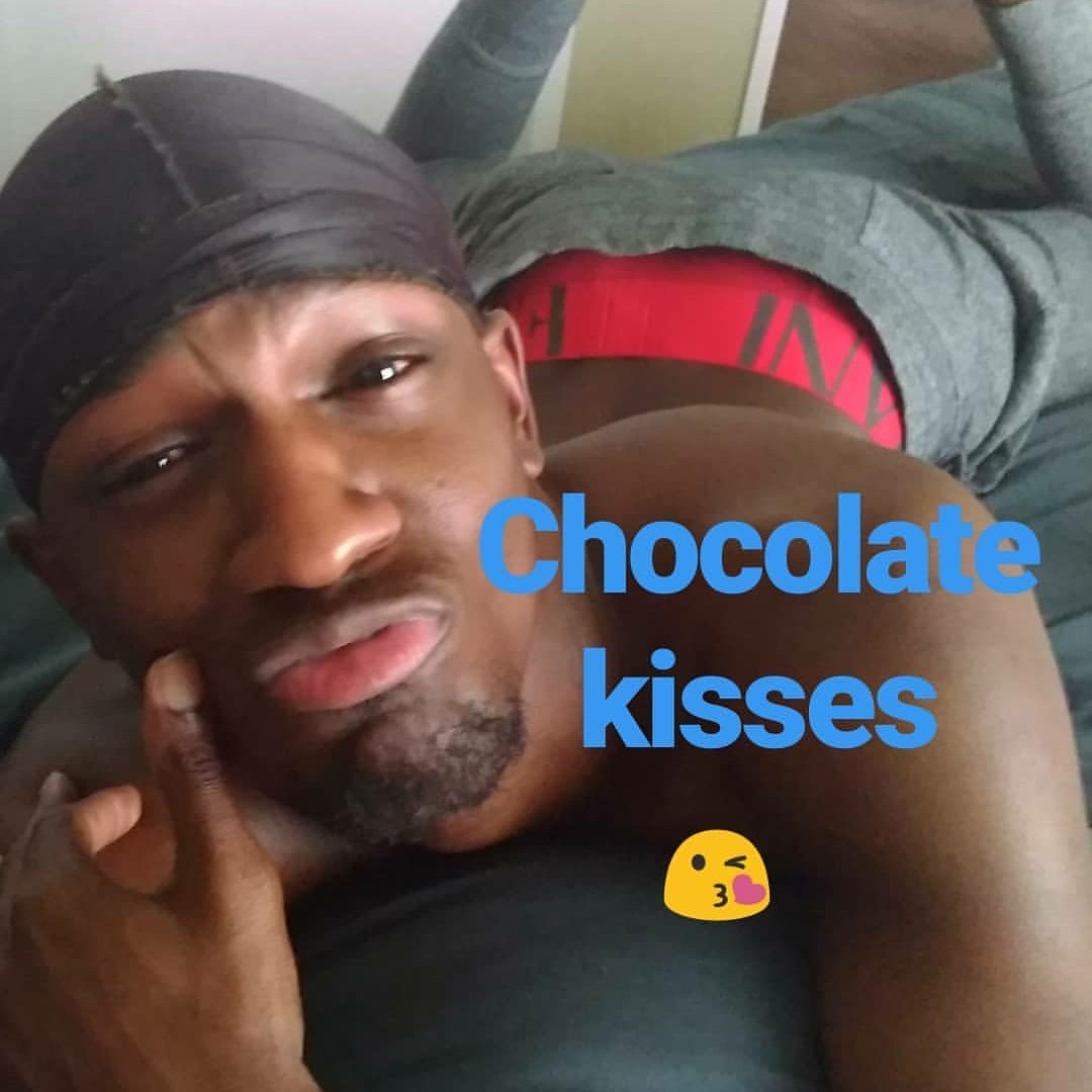 🍫😘🍫😘