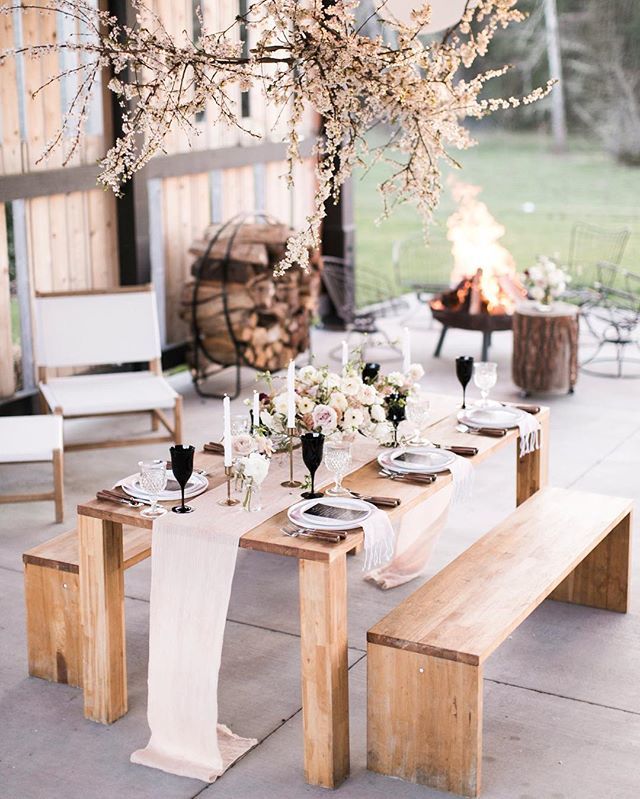 matthewland's tweet photo. A cozy evening produced by @gatherevents &amp; @landfloral #matthewlandstudios https://t.co/DbNHgdXkoJ