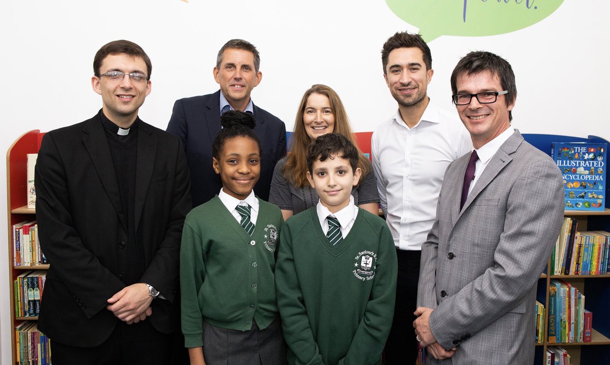 AcornGroup's tweet photo. On the birthday of @roald_dahl, @damienegan Mayor of Lewisham officially opened the the new St. Saviours R.C. Primary School Library that we have been building all summer. I’m sure he would have been proud of us! #RoaldDahlDay
@LewishamCouncil
https://t.co/uZ7Nd4zwFQ https://t.co/97PsENcp3j