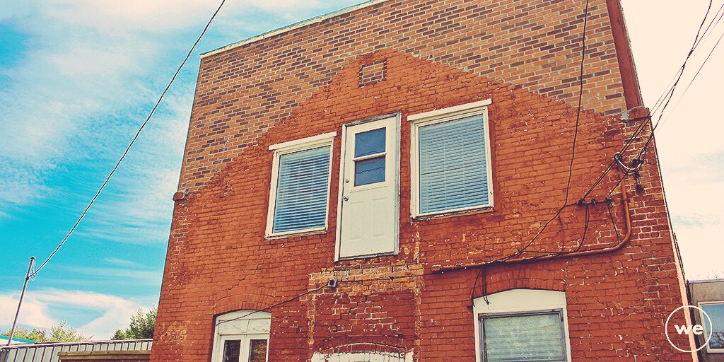walkableYEG's tweet photo. #KNOWYOUREDMO
Do you know where this high-level door is in Walkable Edmonton?
#takeaguess #guessinggame #knowyourcity #deepedmonton #yeg #edmo #edmonton #walkyeg #yegwalk #walkable #walkableyeg #walkableedmonton #walking #walkability #alberta #walkablecity https://t.co/mZXvAodUdR