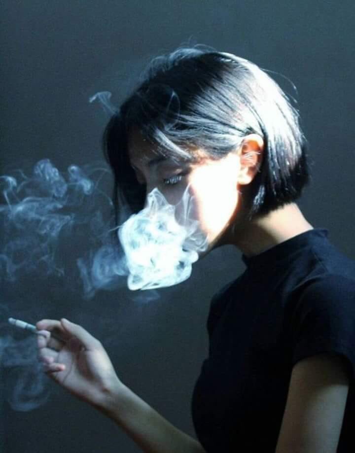 نحتاج بين فترة وأخرى إلى ان نختفي
 تماماً، ولا يتمكن أحد من العثور علينا ..