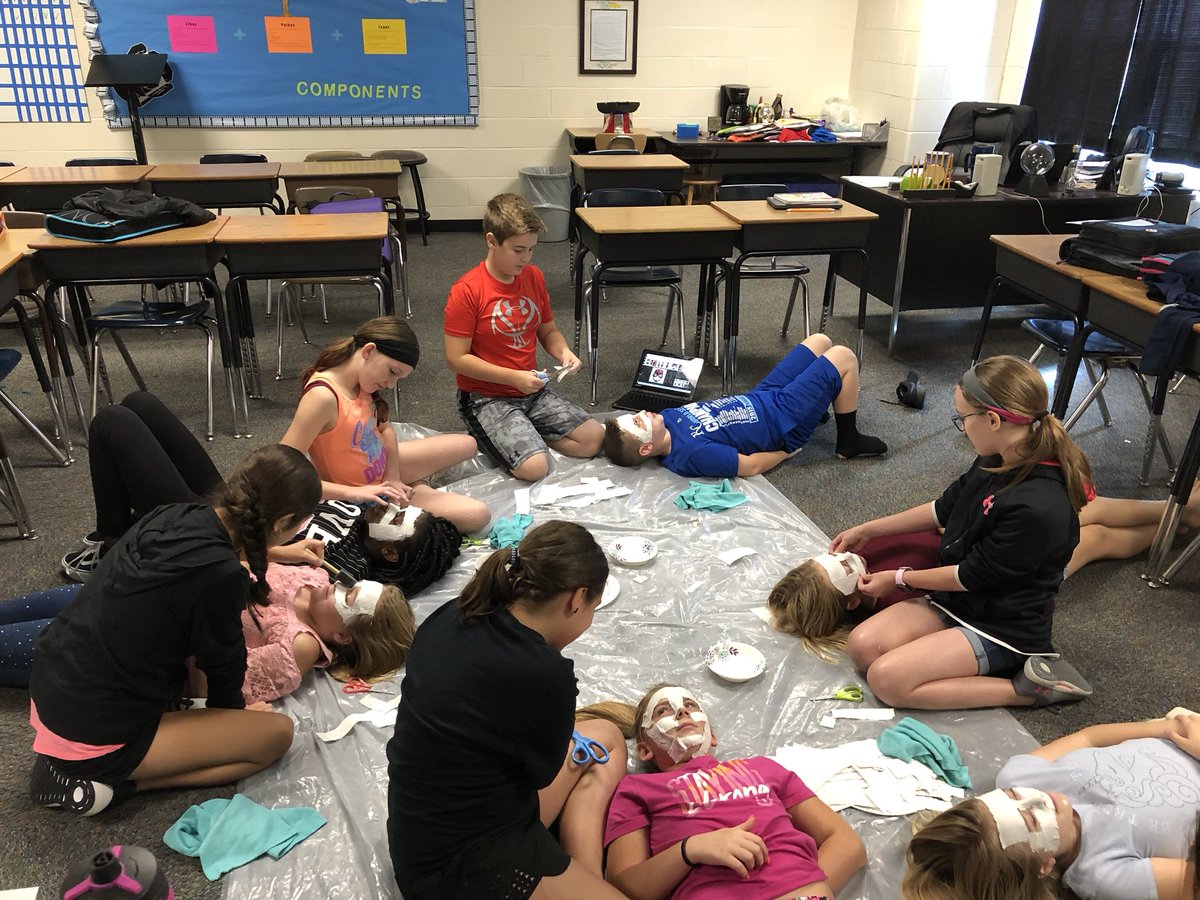mrschmidt_gvsms's tweet photo. We worked on making personalized masks for our super hero characters we have created! #smseagles #gvsms #gvmstheater @Eaglesgvsms @GV_Schools https://t.co/ZAPB49WKRL