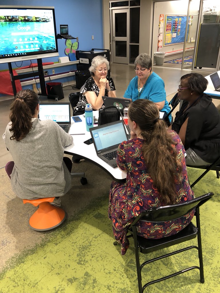 LTavarezECISD's tweet photo. Another awesome learning session after school today with @WestElementary4 teachers taking on a @SMART_Tech Task Challenge creating lessons! Great job y’all! 🍎❤️🙌🏼💻 #techtimewithtavarez @EctorCountyISD @TechECISD #techytribe https://t.co/qlVpTAFPfl