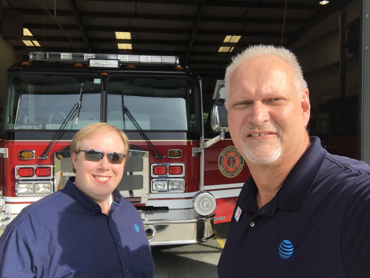 trent_att's tweet photo. Win Winder out owning the paint spreading the good word about First Responders Offers and FirstNet Service at our local stations. #owningthepaint #teamwawhat #allgasnobrakes https://t.co/MFtwB37r2n