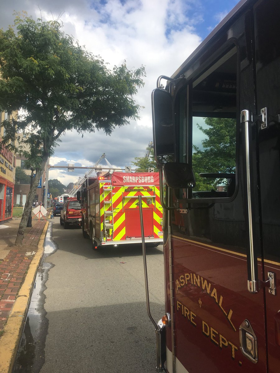 Today Engine 102-2 operated on the 56-1 Box(City of New Kensington, Westmoreland County) as one of the multiple Special Service Companies(RIT),For 3 commercial structures well off at 872 4th Avenue.