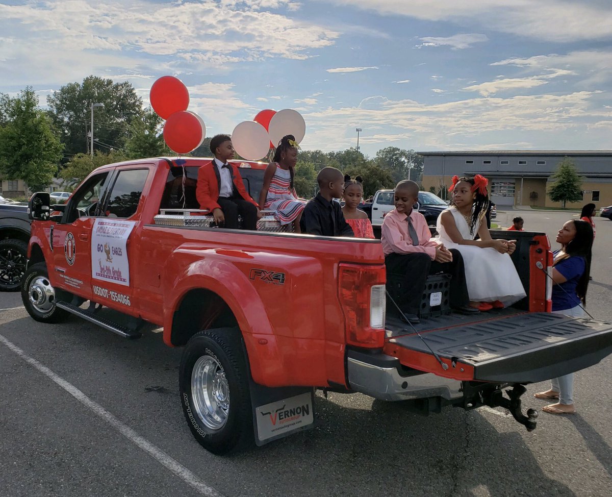 Mrs. Anderson (@mrsandersontcs) on Twitter photo Thanks to Tank Pro for letting us use their truck and to Mr. Anderson for driving :) These are all students of mine from the last three years! Looking sharp!! We are cheering for <a href="/GoCHSFalcons/">Central High School</a> <a href="/oakdaleelement/">Oakdale Elementary</a> <a href="/TCSBoardofEd/">T๐S Board of Ed</a> Thanks to Tank Pro for letting us use their truck and to Mr. Anderson for driving :) These are all students of mine from the last three years! Looking sharp!! We are cheering for <a href="/GoCHSFalcons/">Central High School</a> <a href="/oakdaleelement/">Oakdale Elementary</a> <a href="/TCSBoardofEd/">T๐S Board of Ed</a>