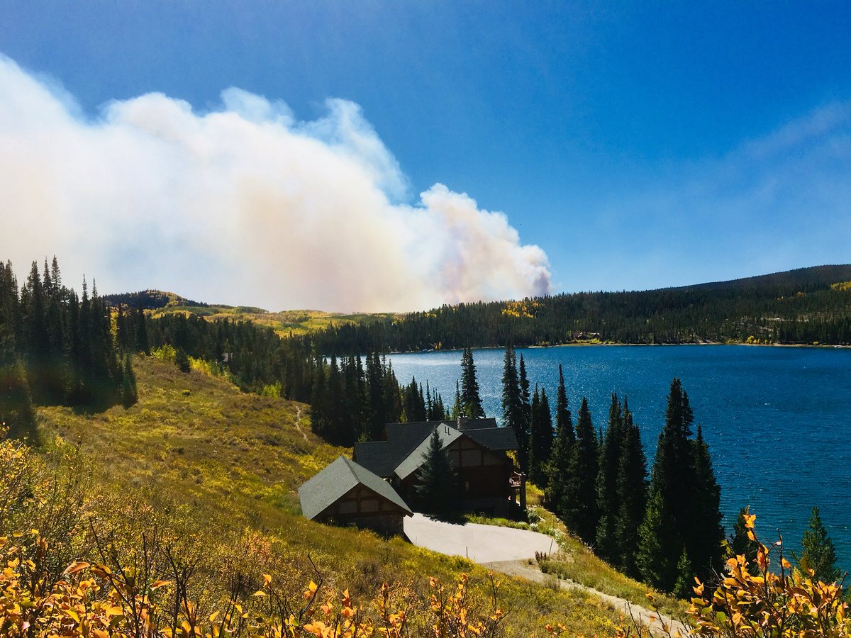 gefpd's tweet photo. We have sent a crew and Brush 9 to the #SilverCreekFire in #GrandCounty.  Smoke is visible from many surrounding counties. #FallFires #Fall https://t.co/BSdIWGJ22Y