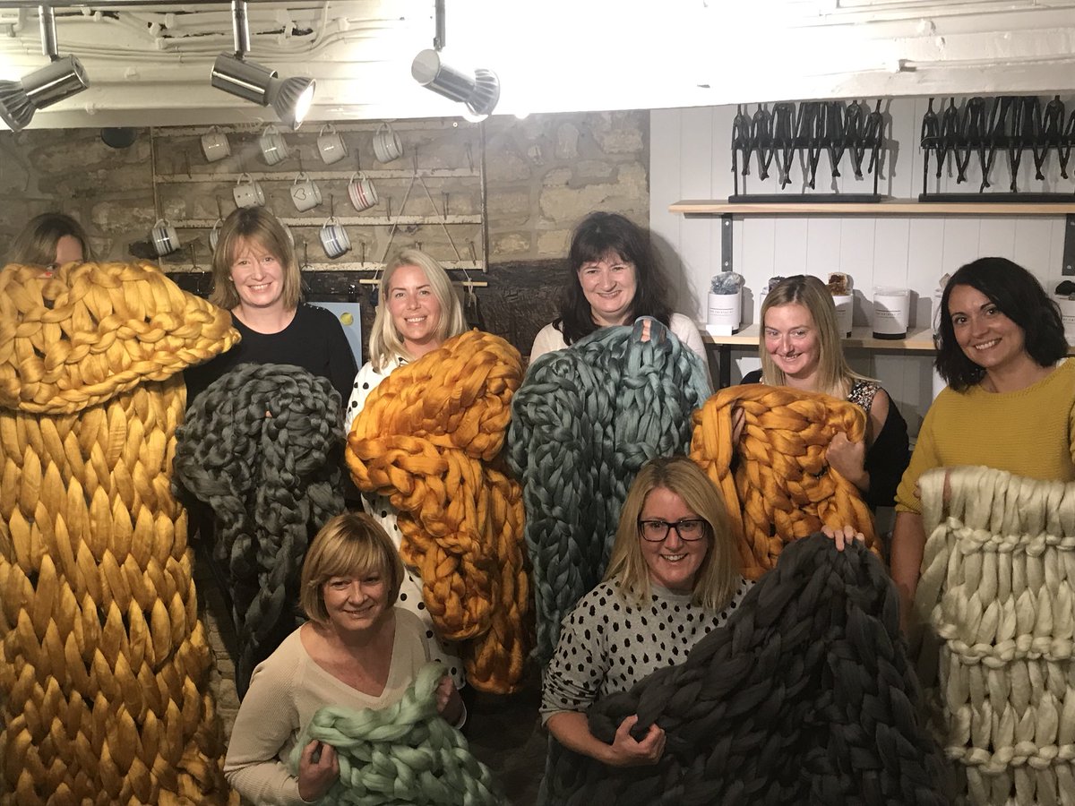 Absolutely fab night teaching how to arm knit to these fantastic ladies. Look at those blankets!! Thank you so much <a href="/shopmeggies/">meggie's</a> for hosting us. See you on Oct 25 for Arm Knit 2.0 #workshop #chunkyknit #chunky #blanket #knitting #craft #artisan #cotswolds #stowonthewold #knit