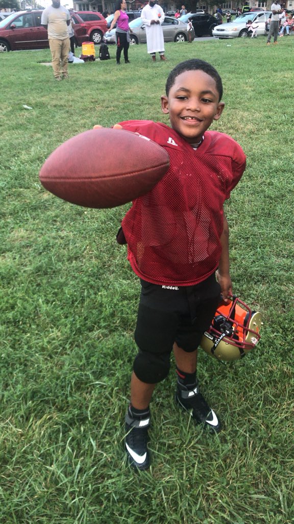 aokilee_tee3's tweet photo. Son❤️ #NorthPhillyAztecs https://t.co/wS3giKIOOE