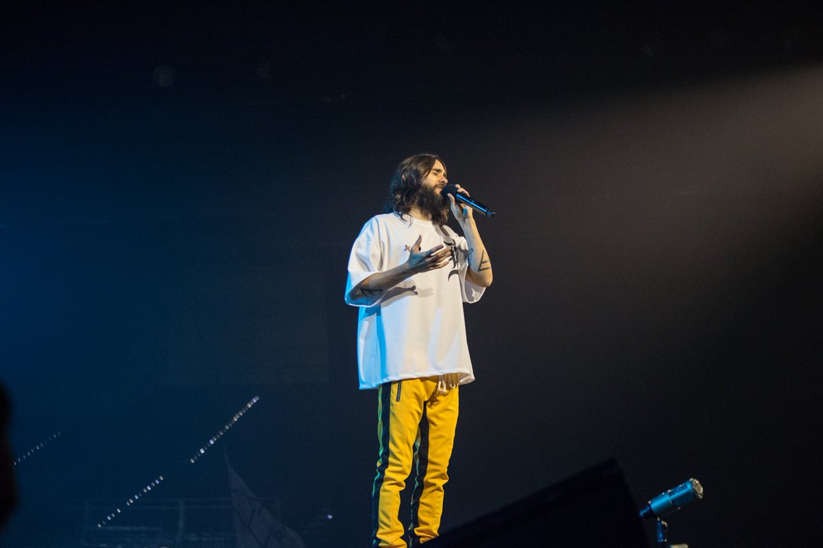 abejonejabzz's tweet photo. @30SECONDSTOMARS @JaredLeto @ShannonLeto two nights I will never forget. Thanks for all the great moments and hope to see you again in Europe (hopefully soon) ❤️❤️ #Bilbao #Cubec #ForumBraga #30secondstomars https://t.co/U7r0utk40k
