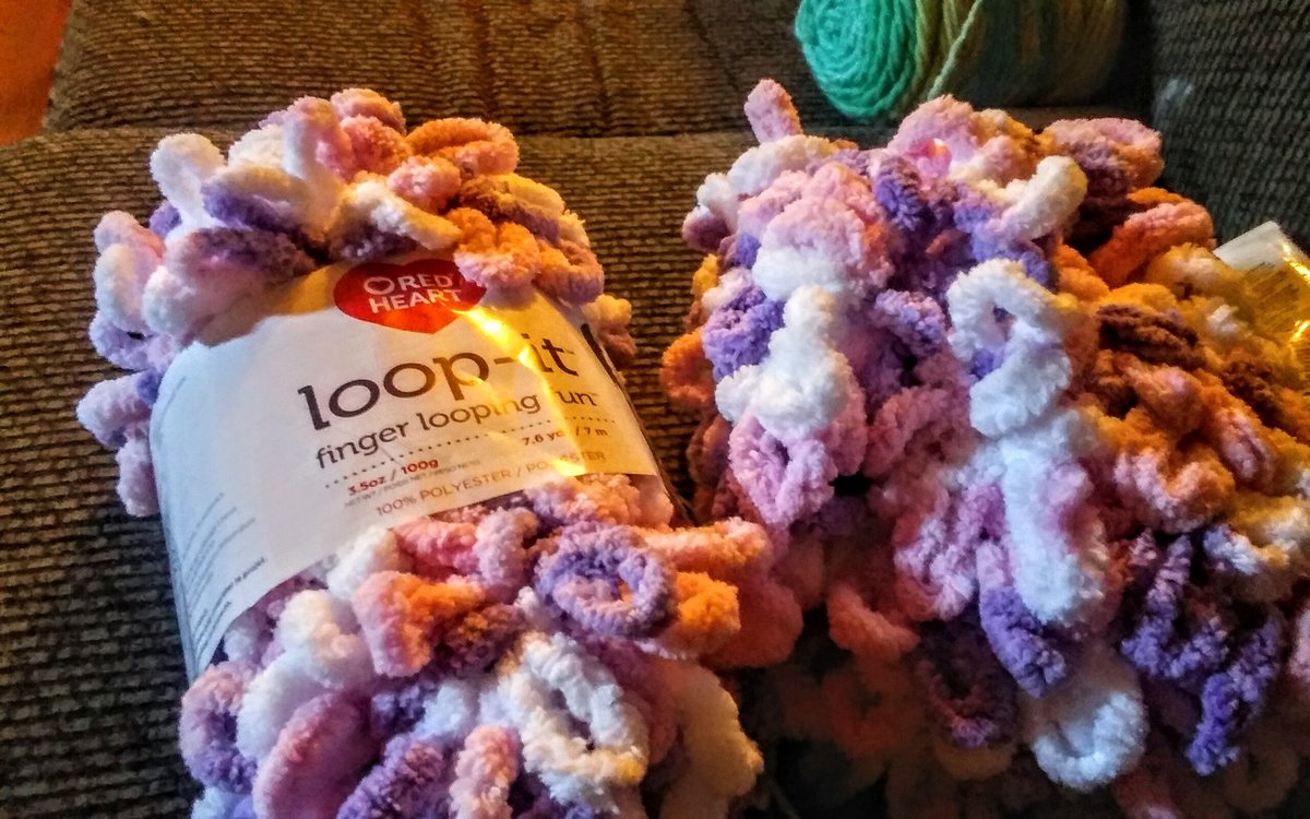 SickSpaceHair's tweet image. This will be interesting to work with #loopit #yarn