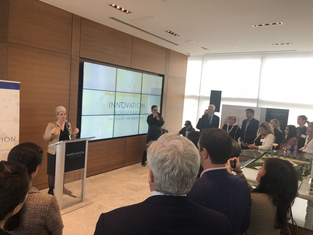 NeilRGibson's tweet photo. Louise addresses the group at “Great minds under one roof” @InnovBlvd ##ConciergeGoC https://t.co/PYnMWxU5PE